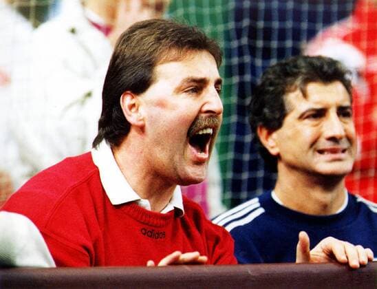 Trainer Uwe Reinders (Hertha BSC Berlin) lautstark Fußball Herren Saison 1993 1994 Porträt
