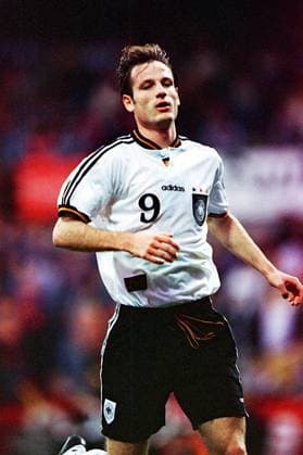 Markus Schroth Fußball Länderspiel Herren Europameisterschaftsqualifikation 1997, Länderspiel, U21 - Nationalmannschaft, U 21, Deutschland Einzelbild Hermann-Löns-Stadion Solingen, Nationalteam, Nationaltrikot Dynamik,
