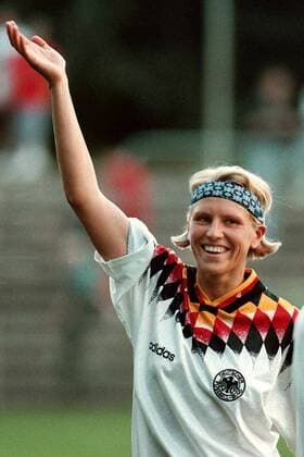 Doris Fitschen (SG Praunheim) im Nationaltrikot Fußball Länderspiel Damen Frauen, Frauenfußball, Nationalmannschaft, DFB Team Einzelbild Glück, Begeisterung, Freude,