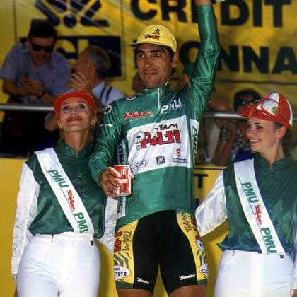 Dsamolidin Abdoujaparov (Uzbekistan) vom Team Polti im grünen Trikot Radsport Herren Tour de France 1994, Radsport, Radrennsport, Straße, Radrennen, Straßenradrennsport Gruppe Glück, Freude,