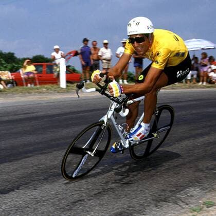 Miguel Indurain (Spanien) im Kampf gegen die Uhr Radsport Herren Straßenradsport, Profi, Profis, Straße, Radrennen, Rad, Straßenrennen 1992 Einzelbild Dynamik,
