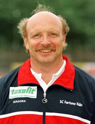 Co-Trainer Dieter Epstein (Fortuna Köln) im Porträt Fußball 2. BL Herren Saison 1998 1999: Fortuna Köln, Präsentation, Vorstellung, Porträttermin, Kader Porträt Köln