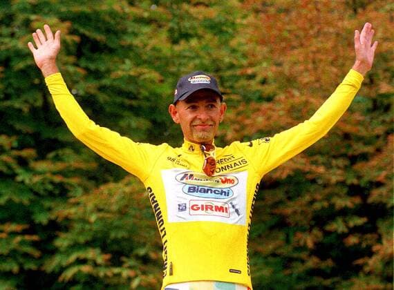 Gesamtsieger Marco Pantani (Team Mercatone-Uno) jubelt Radsport Herren Tour de France 1998, Finale, Radrennsport, Straßenradsport, Straßenradrennsport, Radrennen, Rad Einzelbild Paris Freude,