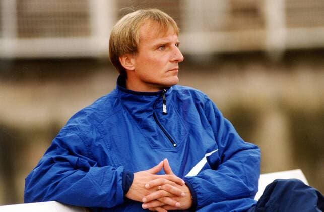 Trainer Frank Lieberam (Aue) im Porträt Fußball Herren Regionalliga Nordost 1998 1999, FC Erzgebirge Aue Einzelbild Aue Ruhe,