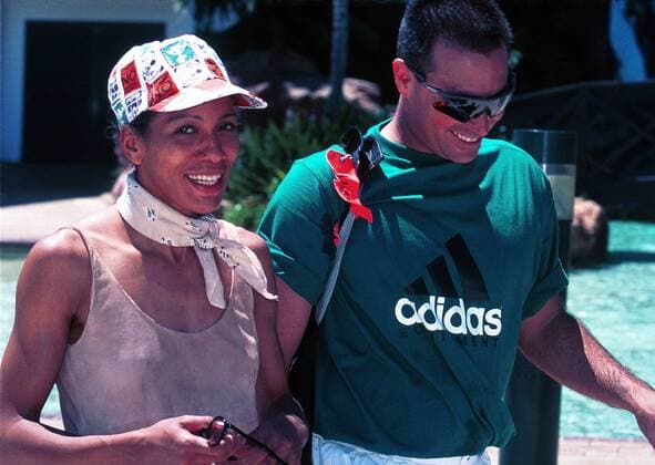Ehefrau Barbara Becker (li.) mit dem Coach Mike de Palmer Tennis Herren Hopman Cup 1995, ATP-Tour, Team Deutschland, Hartplatz, Hardcourt Gruppe Perth