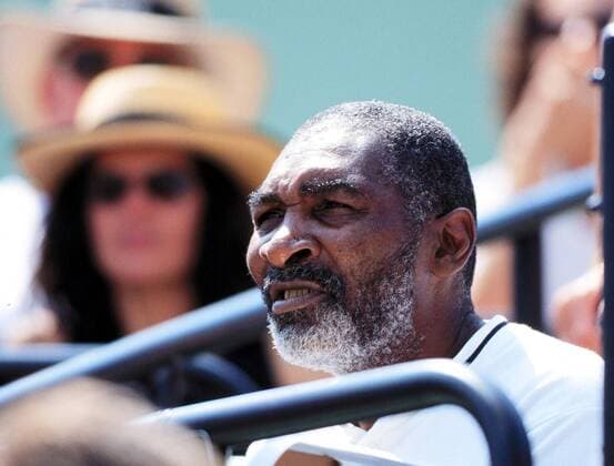 Richard Williams (USA), Vater von Serena und Venus Williams Tennis Damen Lipton Championships, Key Biscayne 1999, Hartplatz, Hardcourt, WTA-Tour, Porträt Key Biscayne Florida Konzentration, Nachdenklichkeit,