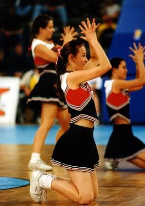 Cheerleader vom Team USA Basketball WM Damen Weltmeisterschaft der Frauen 1998, Basketball-WM, Länderspiel, Nationalmannschaft Gruppe Schmeling-Halle Berlin Begeisterung, Freude,