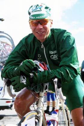 Jens Voigt (Credit Agricole, Deutschland) gibt sich freundlich und gelassen vor dem Start Radsport Herren Tour de France 1999, Straßenradsport, Straßenradrennsport, Straße, Rad, Radrennen, Radrennsport, Einzelbild 10.Etappe Sestrieres - Alpe d Huez Freude, Spannung,
