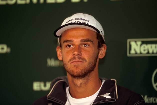 Gustavo Kuerten (Brasilien) während der Pressekonferenz Tennis Herren Eurocard German Open 2000, ATP-Tour, Masters Series, Sandplatzturnier, Sandplatztennis Porträt Am Rothenbaum Hamburg