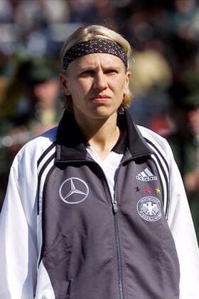 Doris Fitschen (Deutschland) Fußball Länderspiel Damen EM-Qualifikation 2000, Nationalmannschaft, Nationalteam, Frauenfußball, Frau, Deutschland Porträt Waldstadion Frankfurt M.