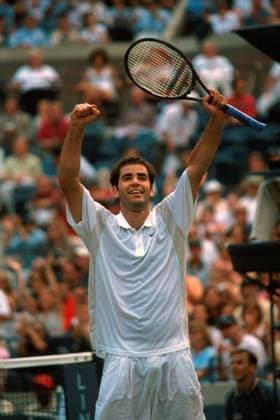 Pete Sampras (USA) in Siegerpose Tennis Herren US Open 2000, Grand Slam, ATP-Tour, Hartplatz, Hardcourt, Hartplatztennis, Hartplatzturnier, Vdia Einzelbild Flushing Meadow New York Freude, Begeisterung