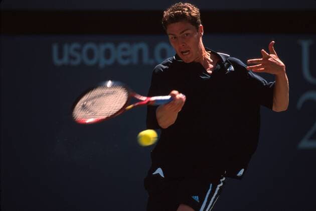 Marat Safin (Rußland) - Vorhand Tennis Herren US Open 2000, Grand Slam, ATP - Tour, Hartplatz, Hardcourt, Hartplatzturnier, Hartplatztennis, Vdia Einzelbild Flushing Meadow New York Dynamik,