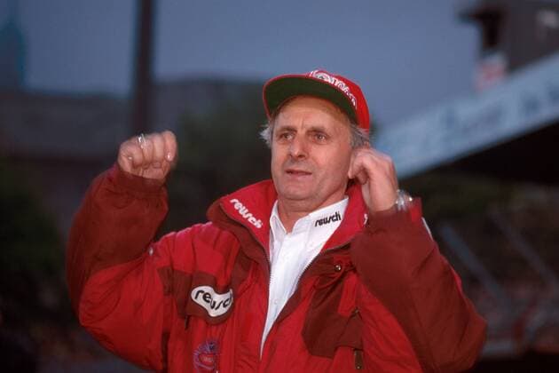 Fußball, Trainerhistorie, Rot-Weiß Oberhausen Trainer Aleksandar Ristic (Oberhausen) jubelt Fußball 2. BL Herren Saison 1998 1999, Rot Weiß Oberhausen, RW, RWO Einzelbild Wilhelm-Koch-Stadion am Millerntor Hamburg Spannung,