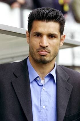 Ali Daei (Hertha) Fußball 1. BL Herren Saison 2000 2001, Freiburg - Hertha BSC Berlin 1:0 Porträt Dreisamstadion Freiburg