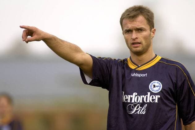 Christian Wück (Bielefeld) Fußball 2. BL Herren Saison 2000 2001: Arminia Bielefeld, Test, Testspiel Einzelbild Stukenbrock