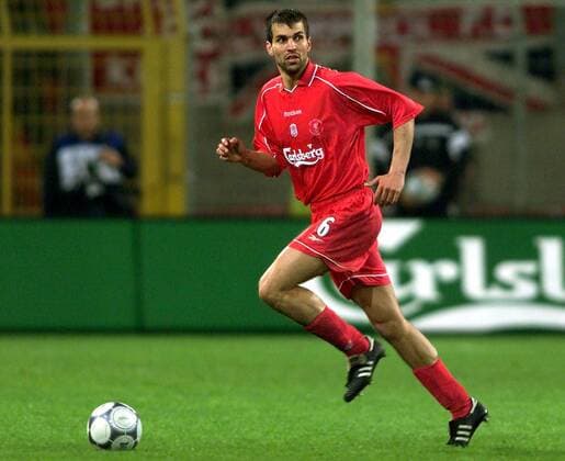 Markus Babbel (Liverpool) am Ball Fußball EC 3 Herren UEFA-Pokal 2000 2001, Europapokal, Cup, Finale, Europacup-Endspiel, FC Liverpool (England) Einzelbild Westfalenstadion Dortmund Dynamik,