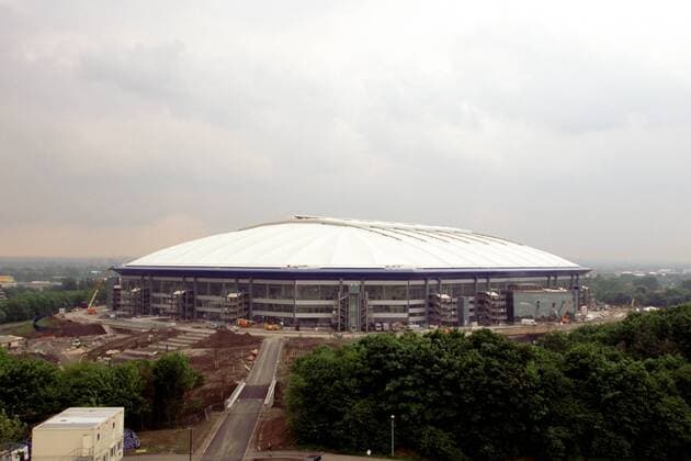 Die neue Arena Auf Schalke Fußball 1. BL Herren Saison 2000 2001: FC Schalke 04, AufSchalkeArena, AufSchalke, SchalkeArena Totale Gelsenkirchen