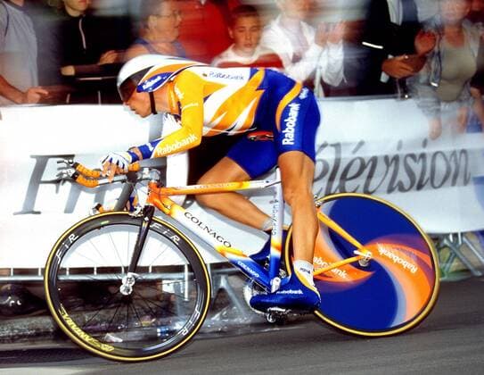 Grischa Niermann (Deutschland Rabobank) Radsport Herren Tour de France 2001, Radrennsport, Straßenradsport, Straßenradrennsport, Radrennen: Prolog Einzelbild Dünkirchen, Dunkerque Dynamik,