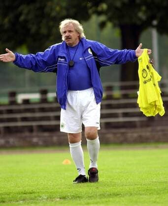 Fußball, Trainerhistorie, Rot-Weiß Oberhausen Dragoslav Stepanovic, neuer Trainer bei Oberhausen Fußball 2. BL Herren Saison 2001 2002, Rot-Weiß Oberhausen, RW, RWO, Trainerwechsel, Vdig Einzelbild Niederrheinstadion Oberhausen