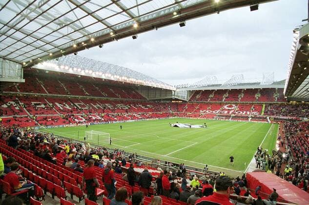Das Old Trafford Stadion von Manchester United Fußball EC 1 Herren Champions League 2000 2001, ManU Totale Old Trafford Manchester