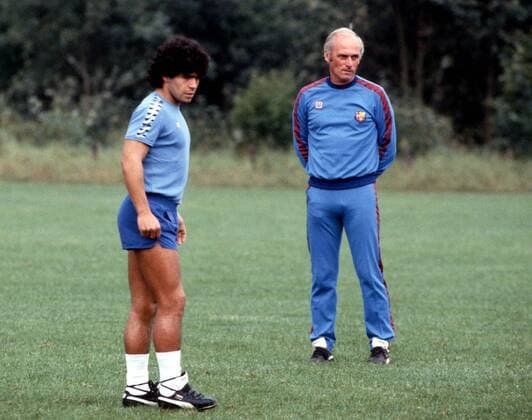Diego Armando Maradona mit Trainer Udo Lattek (beide FC Barcelona) Fußball Herren Primera Division 1982 1983, 1. Spanische Liga, Training Gruppe Barcelona