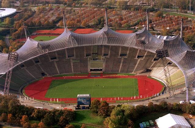 Olympiastadion München - Gesamtübersicht Herren 2001, Vneg Totale Olympiastadion München