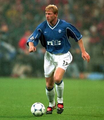Jörg Albertz (Glasgow) am Ball Fußball EC 1 Herren Champions League 1999 2000, München - Glasgow Rangers (Schottland) 1:0, Vneg Einzelbild Olympiastadion München Dynamik,