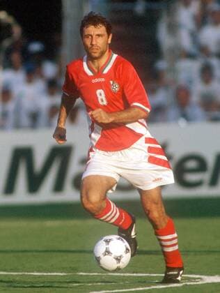Hristo Stoichkov (Bulgarien) am Ball Fußball WM Herren Weltmeisterschaft 1994, Nationalmannschaft, Nationalteam, Nationaltrikot Einzelbild Cotton Bowl Dallas Dynamik,