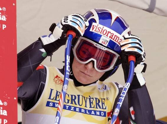 Corinne Rey Bellet (Schweiz) am Start Alpiner Skilauf Damen Weltcup 2001 2002, WC, Worldcup, Welt-Cup, World, Ski Alpin, Skisport, Super G Einzelbild St. Moritz, St.Moritz