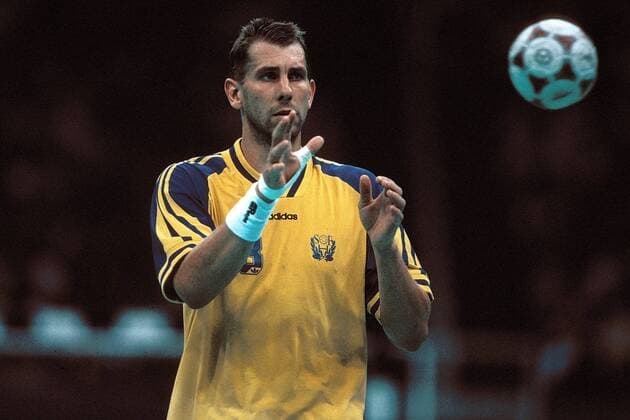 Magnus Wislander (Schweden) fängt den Ball Handball OS Sommer Herren Olympische Spiele 1996, Sommerspiele, Olympia, Olympiade, Endspiel, Finale, Vdia Einzelbild Atlanta