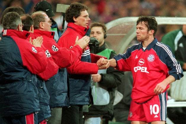 Lothar Matthäus verabschiedet sich u.a. von Co-Trainer Michael Henke und Manager Uli Hoeneß (alle Bayern) Fußball EC 1 Herren Champions League 2000 2001, FC Bayern München Gruppe Olympiastadion, Assistent, Assistenztrainer München, Emotionen, Abschied, verabschieden