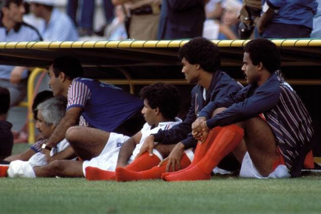 Kuwaitische Reservespieler Fußball WM Herren Weltmeisterschaft 1982, Länderspiel, Nationalmannschaft, Nationalteam, Kuwait Gruppe Estadio Jose Zorrilla Valladolid Ruhe,