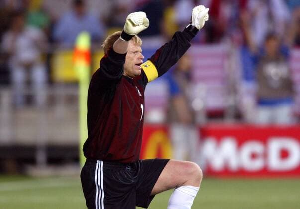 Torwart Oliver Kahn (Deutschland) - Schlußjubel Fußball WM Herren Weltmeisterschaft 2002, Länderspiel, Viertelfinale, Nationalmannschaft, Nationalteam, Nationaltrikot Einzelbild Munsu Stadion Ulsan
