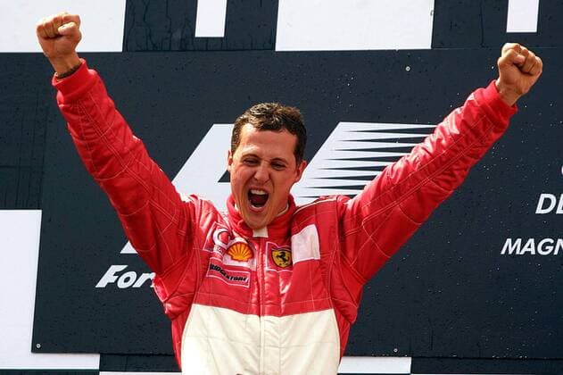 Sieger und vorzeitiger Weltmeister Michael Schumacher (Deutschland Ferrari) Motorsport Grand Prix Herren Großer Preis von Frankreich 2002, Formel 1 Weltmeisterschaft, F1, F, GP, WM Einzelbild Circuit de Nevers Magny Cours Freude, Begeisterung,