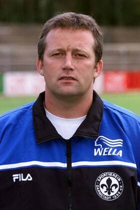 Trainer Hans.Werner Moser (Darmstadt) Fußball Herren Regionalliga Süd 2002 2003, 3. Liga, Vorstellung, Präsentation, Pressetermin, Porträttermin Porträt Darmstadt
