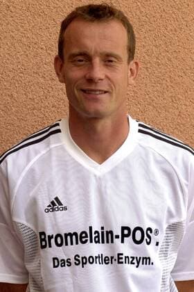 Bernd Eichmann (Elversberg) Fußball Herren Regionalliga Süd, Saison 2002 2003, 3. Liga, SV 07 Elversberg, Vdig, Porträt Waldstadion an der Kaiserlinde Elversberg