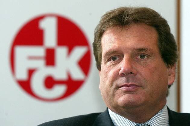 Rene Charles Jäggi (Generalbevollmächtigter bei Lautern) Fußball 1. BL Herren Saison 2002 2003, 1. FC Kaiserslautern, Pressekonferenz, PK, Pressetermin Porträt Kaiserslautern