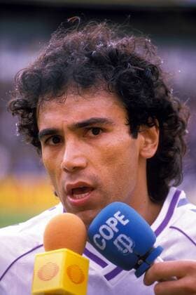 Hugo Sanchez (Real) im Interview Fußball Herren Primera Division 1988 1989, 1. Spanische Liga, Real Madrid, Test, Testspiel, Porträt Rotterdam