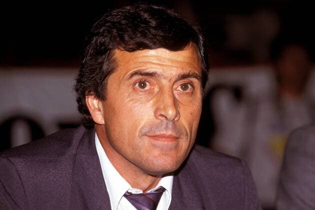 Nationaltrainer Oscar Washington Tabarez (Uruguay) Fußball WM Herren Weltmeisterschaft 1990, Länderspiel, Gruppenspiel Gruppe E, Nationalmannschaft, Nationalteam Porträt Udine
