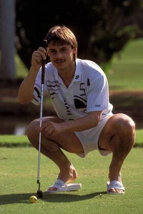 Olaf Thon (Bayern) entspannt sich beim Golfen Fußball 1. BL Herren Saison 1991 1992, FC Bayern München, Trainingslager, Golf, Einzelbild Miami
