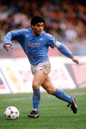 Diego Armando Maradona (Napoli) Fußball Herren Serie A 1990 1991, 1. Italienische Liga, Mailand - SSC Neapel 4:1 Einzelbild Mailand Dynamik,