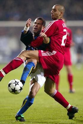 Radoslav Kaluzny (re., Leverkusen) gegen Luigi di Biagio (Inter) Fußball EC 1 Herren Champions League 2002 2003, Bayer 04 Leverkusen - Internazionale Mailand 0:2, Vdig Gruppe Leverkusen Dynamik, Kampf,