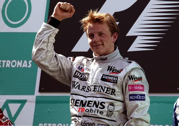 Kimi Räikkönen (Finnland McLaren-Mercedes) - Siegesjubel Motorsport Grand Prix Herren Großer Preis von Malaysia 2003, Formel 1 Weltmeisterschaft, F1, F, GP, WM, Vdig Einzelbild Sepang Freude,