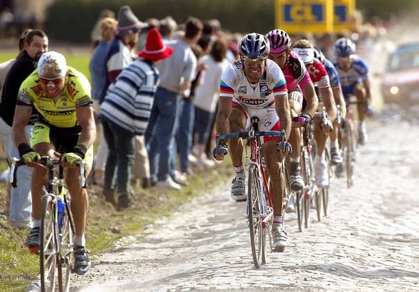 Peter van Petegem (re., Belgien Lotto - Domo) Radsport Herren 101. Paris - Roubaix 2003, Straßenradsport, Straße, Rad, Vdig Gruppe Paris - Roubaix