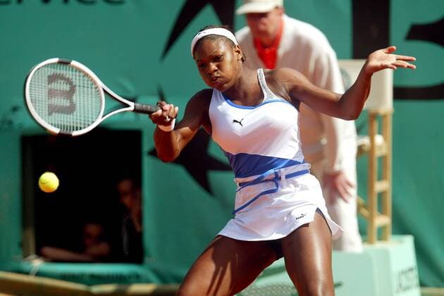 Serena Williams (USA) - Vorhand Tennis Damen French Open 2003, Grand Slam, WTA-Tour, Einzelbild Roland Garros Paris Dynamik,  