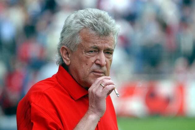 Fußball, Trainerhistorie, Rot-Weiß Oberhausen Trainer Klaus Hilpert (Oberhausen) Fußball 2. BL Herren Saison 2002 2003, Ahlen - Rot-Weiß Oberhausen 2:1, RWO, RW, Weiss, Vdig, Einzelbild Ahlen