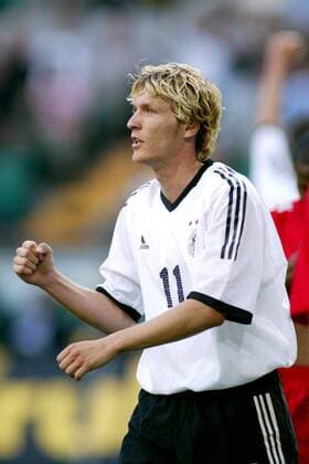 Benjamin Lauth (Deutschland) Fußball Länderspiel Herren Länderspiel 2003, Nationalmannschaft, Nationalteam, Nationaltrikot, Freundschaftsspiel, Testspiel Einzelbild Wolfsburg