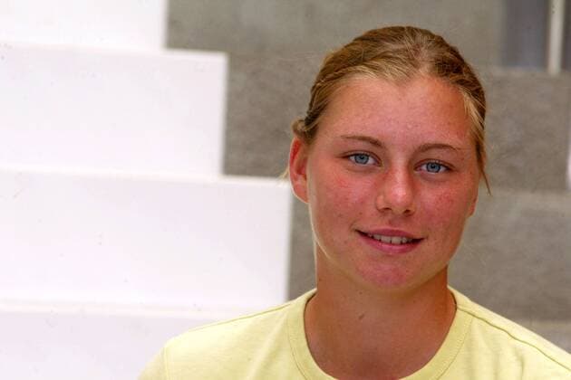 Vera Zvonareva (Rußland) Tennis Damen French Open 2003, WTA-Tour, Grand Slam, Shooting, Fotoshooting, Fototermin, Porträt Roland Garros Paris  