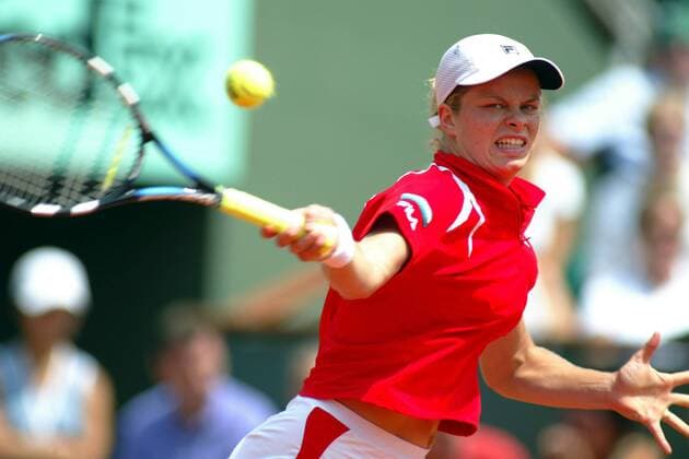 Kim Clijsters (Belgien) - Vorhand Tennis Damen French Open 2003, Grand Slam, WTA-Tour, Sand, Sandplatz, Sandplatztennis, Sandplatzturnier, Einzelbild Paris Dynamik,  