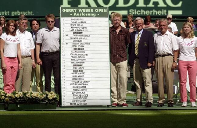 Die Teilnehmer an den Gerry Weber Open, v. li.: Udo Hardieck (Marketingleiter und Vorstandsmitglied der Gerry Weber AG), Turnierdirektor Ralf Weber (Gerry Weber Management & Event GmbH), Boris Becker und Gerhard Weber (alle Deutschland) Tennis Herren Gerry Weber Open 2003, ATP-Tour Gruppe Halle
